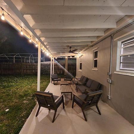 Totally Renovated Near Beach 폼파노 비치 외부 사진